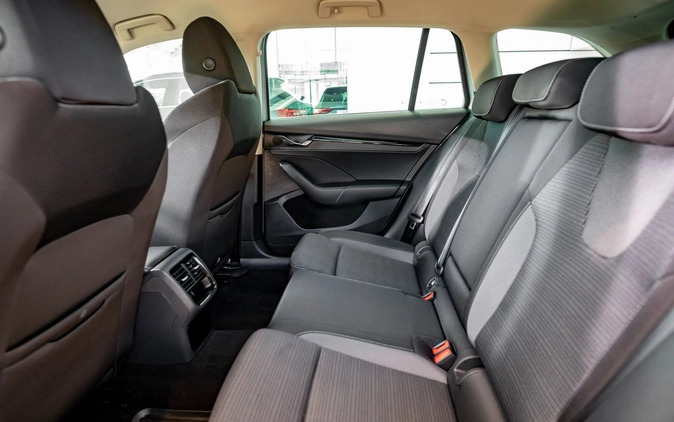 Skoda Octavia cena 89900 przebieg: 71810, rok produkcji 2021 z Łódź małe 781